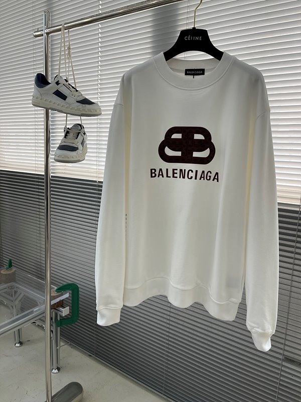 발렌시아가 화이트 BB 프린팅 로고 맨투맨 티셔츠(정품100만원)