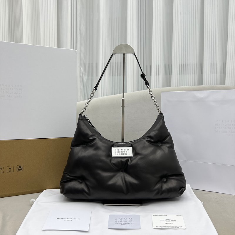 메종 마르지엘라 글램 슬램 호보 마이크로백(정품206만원)