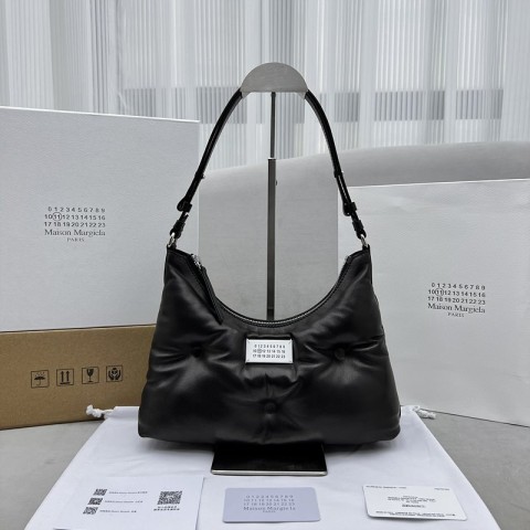 메종 마르지엘라 글램 슬램 호보 마이크로백(정품206만원)